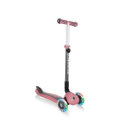 10. Hulajnoga jeździk rowerek Globber GO-UP Deluxe Lights 646-210