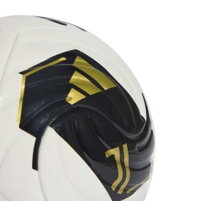 3. Piłka adidas Juventus Turyn Mini Home KE5115