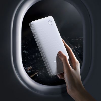 24. Powerbank Baseus Airpow Lite 10000mAh 22,5W z wbudowanymi kablami USB-C i Lightning - biały
