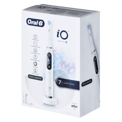 17. Braun Oral-B Szczoteczka elektry. iO Series 9 White