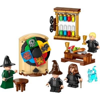 3. LEGO Harry Potter 76460 - Zamek Hogwart: Ceremonia przydziału