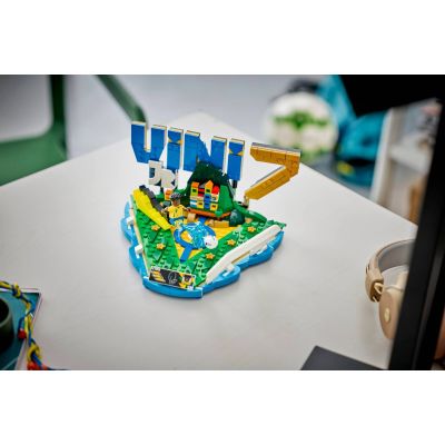 23. LEGO Editions 43027 - Vini Jr. - piłkarskie momenty