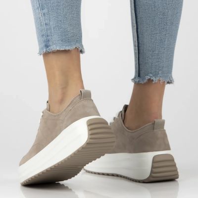 4. Skórzane półbuty damskie na platformie beżowe Filippo DP6795