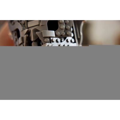 37. LEGO Icons 11373 - Władca pierścieni: Hełm Saurona