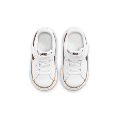 3. Buty Nike Court Legacy Jr DA5382-102