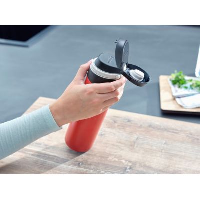 3. Kubek termiczny Flip 600 ml, czerwony 3273 LEIFHEIT