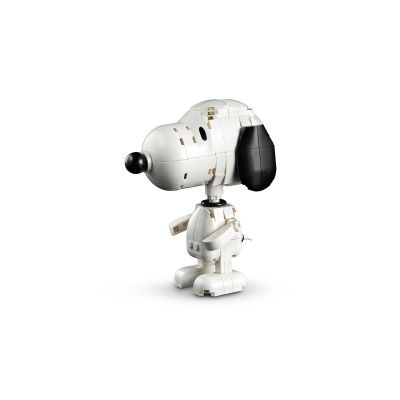 4. LEGO Ideas 21368 - Fistaszki: Buda Snoopy'ego
