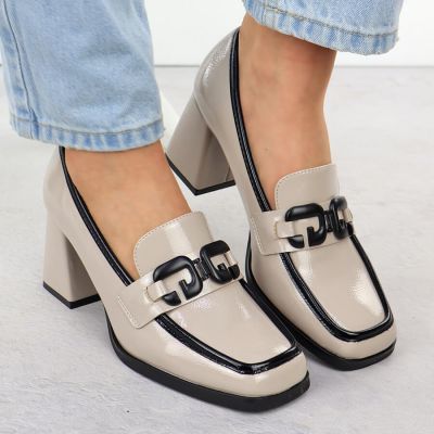 9. Półbuty na słupku Potocki W SZ12553 WOL289B