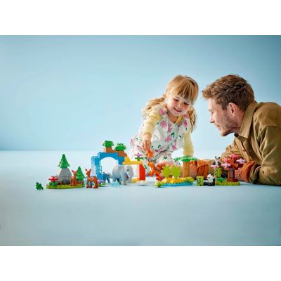 16. LEGO DUPLO TOWN 10446 Rodziny dzikich zwierząt 3w1
