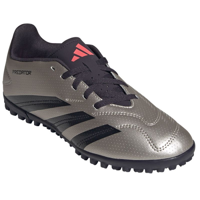 4. Buty piłkarskie adidas Predator Club TF Jr IF6420