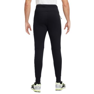 6. Spodnie Nike Techfit Fleece Jogger M HV0959-010