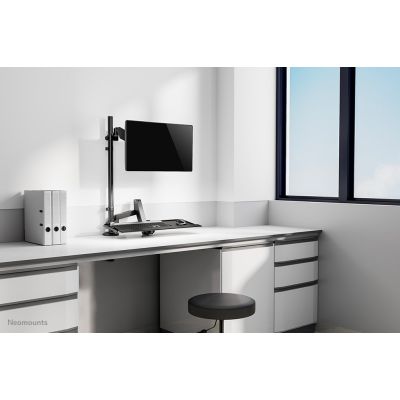 16. Neomounts DS90-325BL1 uchwyt / stojak do monitorów 81,3 cm (32") Biurko Czarny