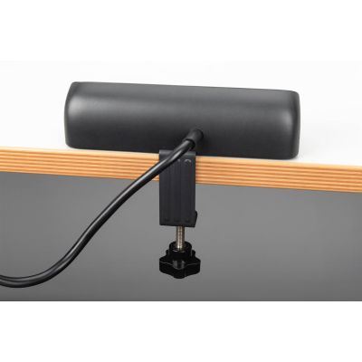 2. Digitus 3-drożna biurowa listwa zasilająca z 2 złączami USB-A i 1 złączem USB-C, czarna