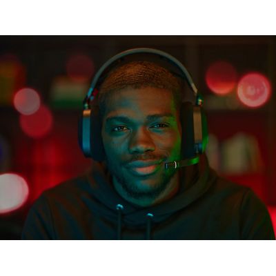 13. Słuchawki Corsair HS80 RGB Wireless Carbon