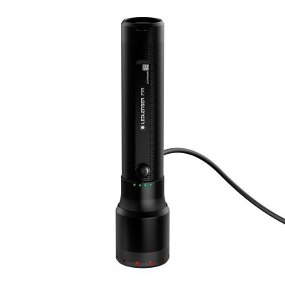 12. Latarka Ledlenser P7R