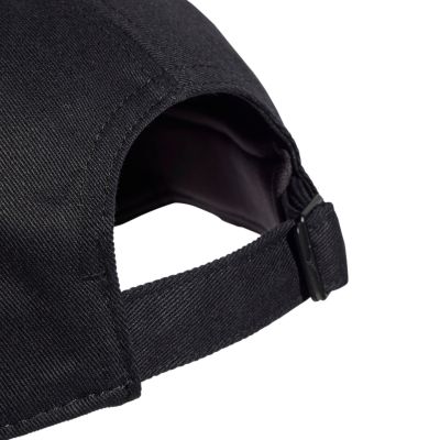 4. Czapka z daszkiem adidas 3-Stripes New Logo Baseball czarna JG1072