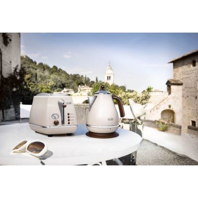 6. Toster DeLonghi Icona Vintage CTOV 2103.BG (900W; kolor beżowy)