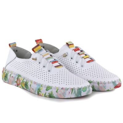 4. Skórzane półbuty damskie ażurowe białe Artiker 58C0597