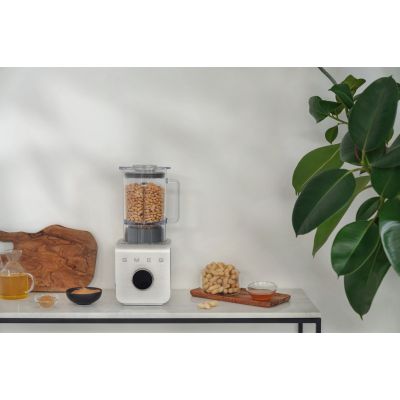 30. Smeg BLC02WHMEU blender 1,5 l Blender stołowy 1400 W Biały