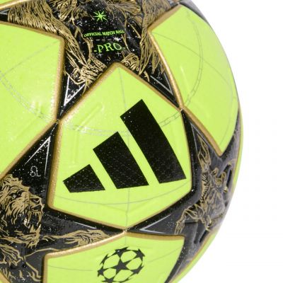 4. Piłka nożna adidas UCL Pro 25/26 Winter JP1545