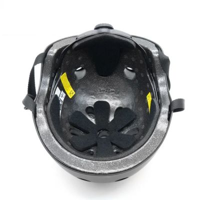 6. Kask rowerowy Motus Siver rozmiar M, czarny (MOTHAM8MBA)