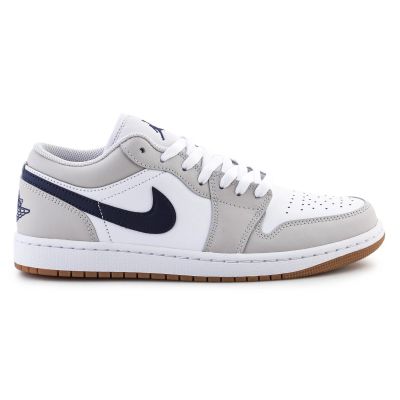 6. Buty Nike Air Jordan 1 Low M 553558-146