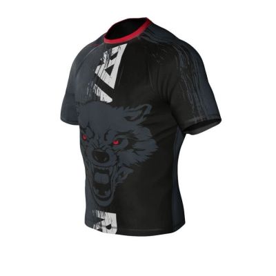 3. Koszulka kompresyjna "Wolf" typu Rashguard powstała z materiału DBX MORE DRY XL