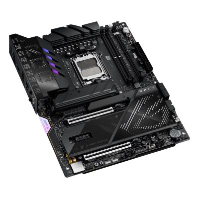 58. Płyta główna ASUS ROG CROSSHAIR X870E APEX