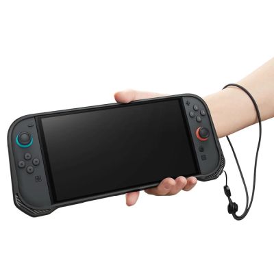 6. Etui Spigen Rugged Armor na Nintendo Switch 2 - czarny mat
