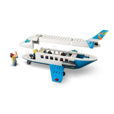 10. LEGO City 60492 - Samolot pasażerski
