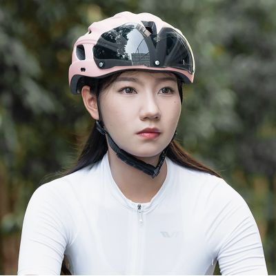 6. Kask rowerowy Rockbros z szybką, odpinane okulary z ochroną UV, odłączany daszek, unisex - różowy