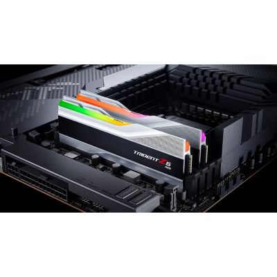 9. Pamięć DDR5 32GB PC 6000 CL32 G.Skill KIT (2x16GB) 32-TZ5RS RGB