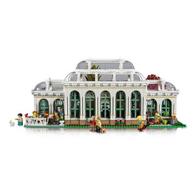 4. LEGO Ideas 21353  - Ogród botaniczny