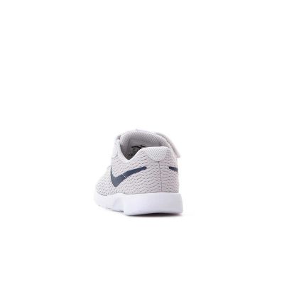 16. NIke Tanjun (TDV) 818383 015