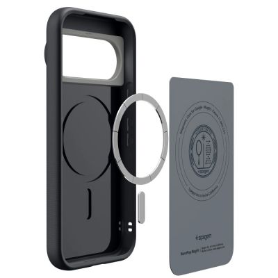 6. Etui Spigen Nano Pop MagSafe na Google Pixel 11 Pro - czarno-szare