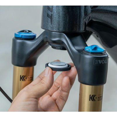 2. GRANITE Korek AirTag