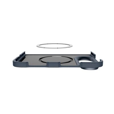 5. Etui Spigen Tough Armor T MagSafe na iPhone Duo - granatowe