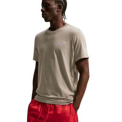 3. Spodenki męskie Nike Club czerwone FN3307 657