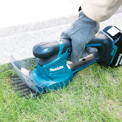 51. Nożyce do trawy Aku 18V 2w1 DUM111SYX MAKITA
