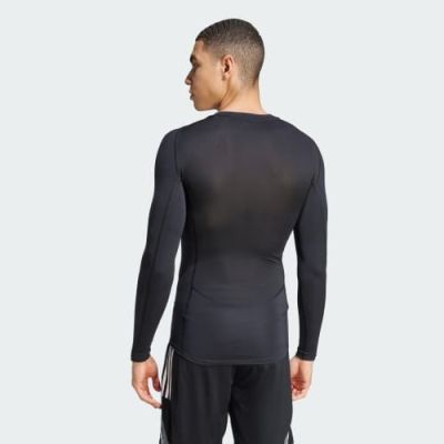 2. Koszulka męska adidas Techfit Long Sleeve czarna JP2944 2XL