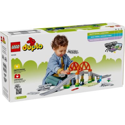 4. LEGO DUPLO TOWN 10426 Most i tory kolejowe - zestaw rozszerzający