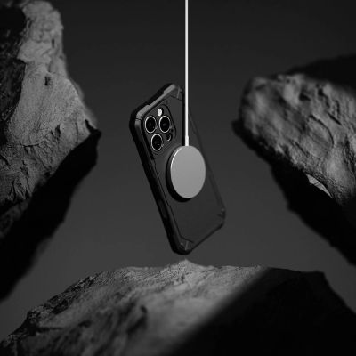 6. Etui Ringke Rugged Gear MagSafe na iPhone 16 Pro - czarny