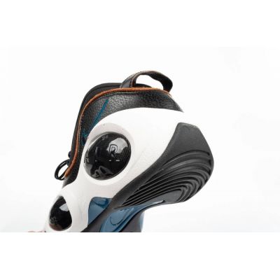 7. Buty Nike Air Zoom M DV6994-001