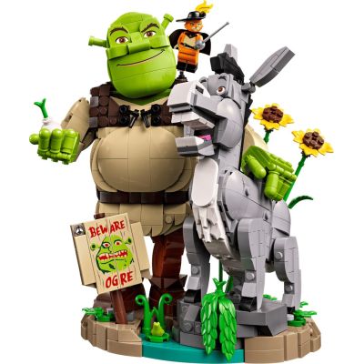 3. LEGO Icons 72423 - Shrek, Osioł i Kot w butach