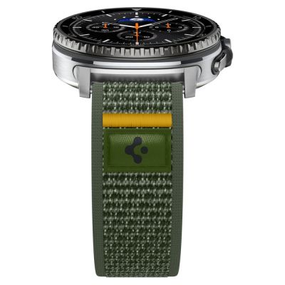 6. Pasek Spigen Athlex Air na Samsung Galaxy Watch 40 / 44 / 46 mm - zielony