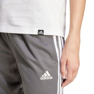 10. Koszulka adidas Xpress Logo W IW5160