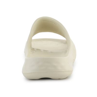 10. Klapki New Balance SUFHUPC3