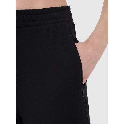 7. Spodnie damskie dresowe joggery 4F 4FRSS25TTROF1398-20S