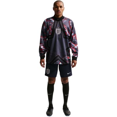 5. Spodenki męskie Nike England Strike granatowe IB5064 451