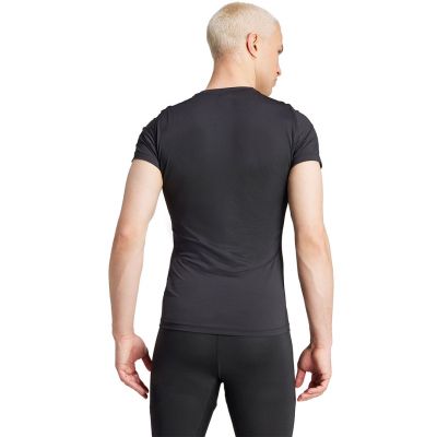 2. Koszulka adidas Techfit Aeroready Short Sleeve M IS7606